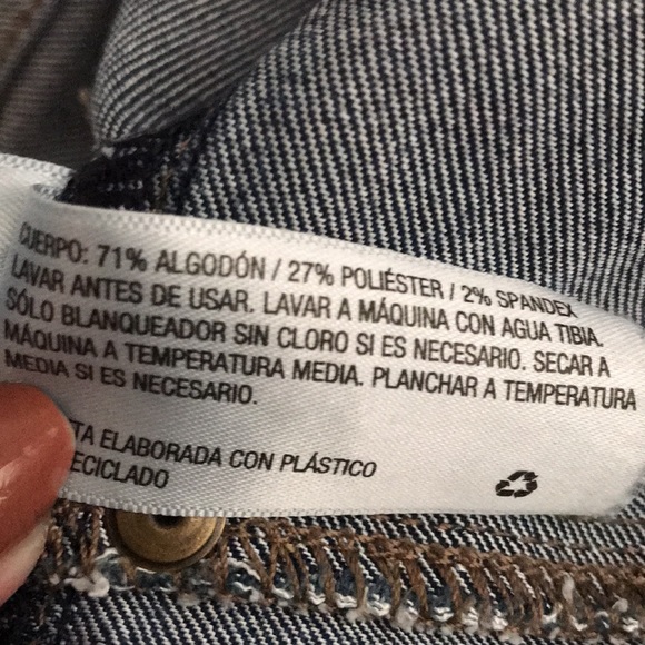 Like new Universal thread jeans 👖 Mid rise size 14 - Picture 8 of 9